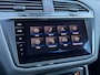 Volkswagen Tiguan R-LINE | PANO | LEDER | HEAD UP DISPLAY | 360 CAMERA | TRAVEL ASSIST | 20INCH