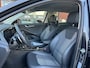 Kia Niro Hybrid 1.6 GDi DynamicLine // DEALER ONDERHOUDEN // ELEK. STOEL // KEYLESS // NAVI + CARPLAY // STOEL + STUURWIELVERWARMING // PDC // CAMERA // HALF-LEDER