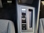 Volkswagen Golf Variant 1.0 Life AUTOMAAT * Parkeerhulp * Climate control * Carplay