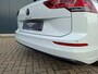Volkswagen Golf Variant 1.0 Life AUTOMAAT * Parkeerhulp * Climate control * Carplay