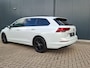 Volkswagen Golf Variant 1.0 Life AUTOMAAT * Parkeerhulp * Climate control * Carplay