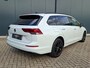 Volkswagen Golf Variant 1.0 Life AUTOMAAT * Parkeerhulp * Climate control * Carplay