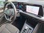 Volkswagen Golf Variant 1.0 Life AUTOMAAT * Parkeerhulp * Climate control * Carplay