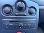Renault Clio 1.2 Special Line met airco en trekhaak en navigatie en cruise controle