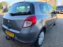 Renault Clio 1.2 Special Line met airco en trekhaak en navigatie en cruise controle