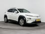 Hyundai Kona Electric EV Fashion 64 kWh | SoH 95,5% | WLTP 484km | Warmtepomp | 3-fasen | Dodehoek | Head-up display | Navigatie | Camera |