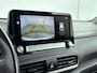 Hyundai Kona Electric EV Fashion 64 kWh | SoH 95,5% | WLTP 484km | Warmtepomp | 3-fasen | Dodehoek | Head-up display | Navigatie | Camera |