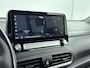 Hyundai Kona Electric EV Fashion 64 kWh | SoH 95,5% | WLTP 484km | Warmtepomp | 3-fasen | Dodehoek | Head-up display | Navigatie | Camera |
