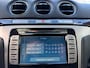 Ford Galaxy 2.0 TDCi Ghia 7 pers in automaat en leer met parkeersensoren en navigatie en bluetooth telefoon en airco