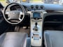 Ford Galaxy 2.0 TDCi Ghia 7 pers in automaat en leer met parkeersensoren en navigatie en bluetooth telefoon en airco
