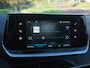 Peugeot e-208 EV Pack 50 kWh | Apple Carplay | Parkeersensoren | Navi | Cruise Control | NL-Auto |