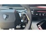 Peugeot E-3008 GT Long Range 230 97 kWh | Trekhaak | Apple Carplay/Android Auto | Navigatie | Adaptieve Cruise | Warmtepomp | Camera | 20'' L.M. | | 11 kW lader | 20"LM-Velgen | Achterbank in delen neerklapbaar