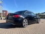 Mercedes-Benz A-klasse 180 Business Solution Luxury | PanoramaDak | Trekhaak | Sfeerverl. | Orig. NL | 100% Dealer onderhoud |