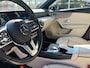 Mercedes-Benz A-klasse 180 Business Solution Luxury | PanoramaDak | Trekhaak | Sfeerverl. | Orig. NL | 100% Dealer onderhoud |