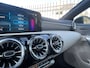Mercedes-Benz A-klasse 180 Business Solution Luxury | PanoramaDak | Trekhaak | Sfeerverl. | Orig. NL | 100% Dealer onderhoud |