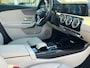 Mercedes-Benz A-klasse 180 Business Solution Luxury | PanoramaDak | Trekhaak | Sfeerverl. | Orig. NL | 100% Dealer onderhoud |
