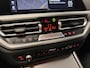 BMW 3-Serie 320i Business Edition|LED|PDC|CRUISE|CAMERA|CARPLAY|BLUETOOTH|NAVI|DAB|TREKHAAK|