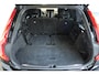 Volvo XC90 T8 Recharge AWD R-Design | Parkeerverwarming | Bowers & Wilkins Premium Audio | Longe Range | Stoelventilatie | 360° Parkeercamera | Panoramadak | Parkeersensoren voor + achter | Massage in voorstoelen | 22''Lichtmetalen velgen | Dealeronderhouden |