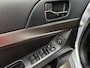 Mitsubishi Lancer Sportback 1.6 Edition One Volledig onderhouden | Trekhaak | Airco | Bluetooth | Lederen stuurwiel en versnellingspook | Lichtmetalen velgen 16" | Metaalkleur