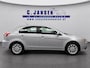 Mitsubishi Lancer Sportback 1.6 Edition One Volledig onderhouden | Trekhaak | Airco | Bluetooth | Lederen stuurwiel en versnellingspook | Lichtmetalen velgen 16" | Metaalkleur