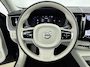 Volvo XC60 2.0 T6 Plug-in hybrid AWD Ultimate Bright 350PK | Schuif-/Kanteldak | Harman Kardon Audio | Stoelventilatie | Massagestoelen | 360 Camera | 21'' Inch Velgen | Apple CarPlay & Android Auto