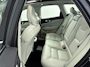 Volvo XC60 2.0 T6 Plug-in hybrid AWD Ultimate Bright 350PK | Schuif-/Kanteldak | Harman Kardon Audio | Stoelventilatie | Massagestoelen | 360 Camera | 21'' Inch Velgen | Apple CarPlay & Android Auto