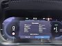 Volvo XC60 2.0 T6 Plug-in hybrid AWD Ultimate Bright 350PK | Schuif-/Kanteldak | Harman Kardon Audio | Stoelventilatie | Massagestoelen | 360 Camera | 21'' Inch Velgen | Apple CarPlay & Android Auto