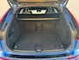 Volvo XC60 2.0 B4 Business R -Line Pro Panodak Volleder Adaptive Cruise Carplay Trekhaak Camera All-Seasonbanden Memory Stoelen