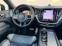 Volvo XC60 2.0 B4 Business R -Line Pro Panodak Volleder Adaptive Cruise Carplay Trekhaak Camera All-Seasonbanden Memory Stoelen