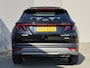Hyundai Tucson 1.6 T-GDI PHEV Premium Sky 4WD / Dealer onderhouden / All season banden / Glazen schuif- en kanteldak / Head Up Display / Trekgewicht 1210 kg / Stuur- Stoel & Achterbankverwarming / Achteruitrijcamera / Stoelventilatie /