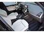 BMW X3 xDrive30e Luxury | Pano | Leer | BLIS | Sfeer | Stoel + Stuurverwarming | 360 camera | HuD | BMW Individual