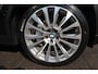 BMW X3 xDrive30e Luxury | Pano | Leer | BLIS | Sfeer | Stoel + Stuurverwarming | 360 camera | HuD | BMW Individual