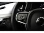 Volvo XC90 2.0 T8 Plug-in hybrid AWD Ultra Black Edition | Luchtvering | Trekhaak | Bowers&Wilkins | Massage/ventilatie | 22" Velgen