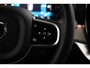 Volvo XC90 2.0 T8 Plug-in hybrid AWD Ultra Black Edition | Luchtvering | Trekhaak | Bowers&Wilkins | Massage/ventilatie | 22" Velgen