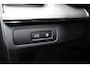 Volvo XC90 2.0 T8 Plug-in hybrid AWD Ultra Black Edition | Luchtvering | Bowers&Wilkins | Trekhaak | Massage/ventilatie | 22" Velgen