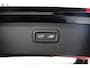 Volvo XC90 2.0 T8 Plug-in hybrid AWD Ultra Black Edition | Luchtvering | Bowers&Wilkins | Trekhaak | Massage/ventilatie | 22" Velgen