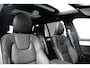 Volvo XC90 2.0 T8 Plug-in hybrid AWD Ultra Black Edition | Luchtvering | Bowers&Wilkins | Trekhaak | Massage/ventilatie | 22" Velgen