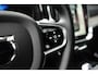 Volvo XC90 2.0 T8 Plug-in hybrid AWD Ultra Black Edition | Luchtvering | Bowers&Wilkins | Trekhaak | Massage/ventilatie | 22" Velgen
