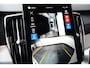 Volvo XC90 2.0 T8 Plug-in hybrid AWD Ultra Black Edition | Luchtvering | Bowers&Wilkins | Trekhaak | Massage/ventilatie | 22" Velgen