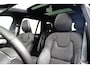 Volvo XC90 2.0 T8 Plug-in hybrid AWD Ultra Black Edition | Luchtvering | Bowers&Wilkins | Trekhaak | Massage/ventilatie | 22" Velgen