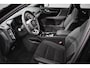 Volvo XC40 1.5 T5 Plug-in hybrid Ultimate Dark Electrische Glazen Panorama dak Navigatie Dab Led Adaptieve Cruise Control Camera Parkeer sensoren Lichtmetalen velgen