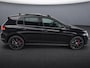 Volkswagen Golf 1.5 eHybrid 272pk GTE · Panoramadak · 360 Camera · Wegklapbare Trekhaak · Stoel &-Stuurverwarming · Dodehoeksensoren · 19'' Inch · Garantie t/m 13-08-2030 of 100.000km