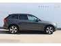 Volvo XC60 T6 Plug-in hybrid AWD Plus Dark Long range / Adaptieve cruise control / Panoramadak / Apple carplay / Parkeersensoren met 360 camera / Elektrische achterklep / Elektrische stoelen met geheugen / Stoel en stuurwielverwarming