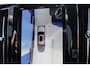 Volvo XC60 T6 Plug-in hybrid AWD Plus Dark Long range / Adaptieve cruise control / Panoramadak / Apple carplay / Parkeersensoren met 360 camera / Elektrische achterklep / Elektrische stoelen met geheugen / Stoel en stuurwielverwarming