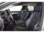 Volvo V90 T6 Recharge AWD Plus Dark - IntelliSafe Assist & Surround - 360º Camera - Adaptieve LED koplampen - Verwarmde voorstoelen, stuur & achterbank - Parkeersensoren voor & achter - Elektr. bedienb. voorstoelen met geheugen - Extra getint glas - Inklapbare trekhaak - 19' LMV