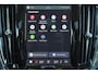 Volvo V90 T6 Recharge AWD Plus Dark - IntelliSafe Assist & Surround - 360º Camera - Adaptieve LED koplampen - Verwarmde voorstoelen, stuur & achterbank - Parkeersensoren voor & achter - Elektr. bedienb. voorstoelen met geheugen - Extra getint glas - Inklapbare trekhaak - 19' LMV