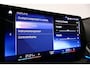 BMW X1 xDrive30e M Sport / Maxton Design Bodykit V.2 / Panoramadak / Elektr. verstelbare voorstoel met memory (links) / Harman Kardon / Rondomzichtcamera / HUD / Apple Carplay - Android Auto / Stoelverwarming / Achteruitrijcamera / LED koplampen / Dodehoek detectie / Sportstoelen