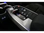 BMW X1 xDrive30e M Sport / Maxton Design Bodykit V.2 / Panoramadak / Elektr. verstelbare voorstoel met memory (links) / Harman Kardon / Rondomzichtcamera / HUD / Apple Carplay - Android Auto / Stoelverwarming / Achteruitrijcamera / LED koplampen / Dodehoek detectie / Sportstoelen