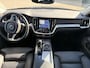 Volvo V60 Cross Country 2.0 B5 AWD Pro | 360º Camera | 20" Velgen | Stoelverwarming V+A | Stuurverwarming | Adaptive Cruise | Extra Getint Glas | Leder | Dodehoekdetectie | Power Seats | Momory |