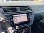 Volkswagen Tiguan 1.5 TSI R-Line Business | NAP | Panoramadak | Winter Pack | Trekhaak uitklapbaar | LED | Cruise adaptief |
